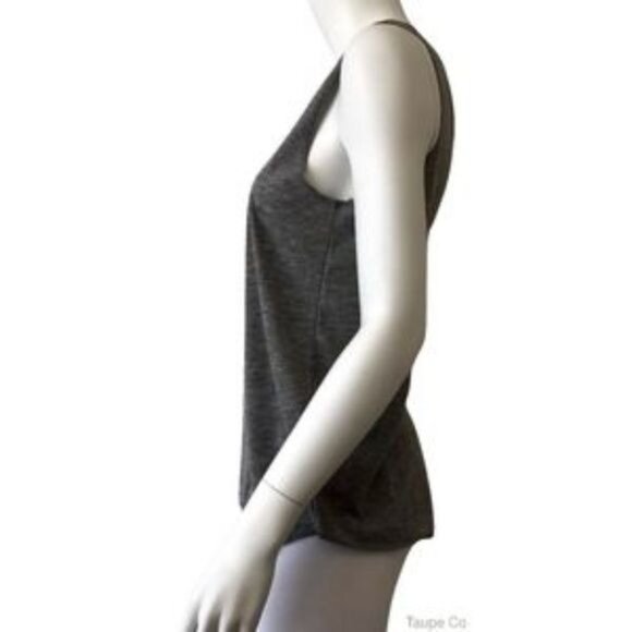 Dude Throwing Flower Bouquet Tank - Picture 2 of 4